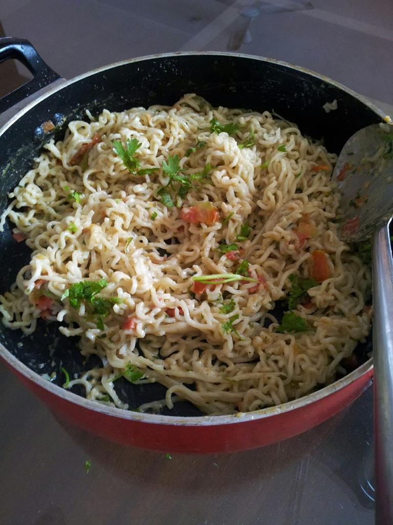 Maggi Noodle with Alfredo Sauce